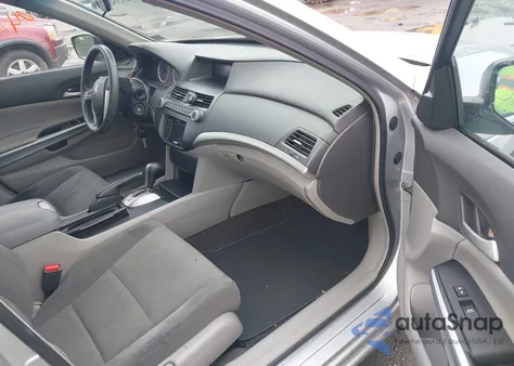 2008 Honda Accord 2.4 Ex from USA, damaged, VIN 1HGCP26778A061877